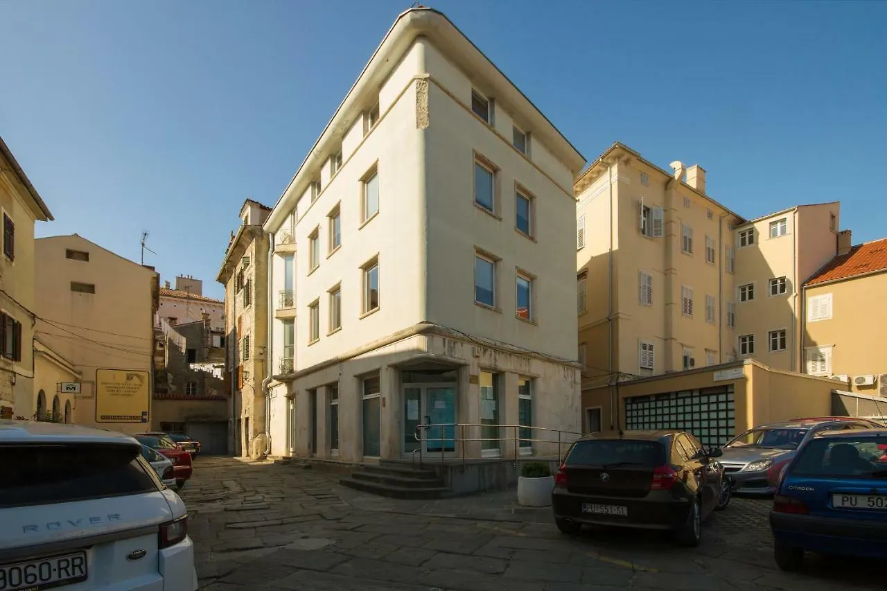 Studio Apartman Ela Apartment Pula 0*,  Croatia